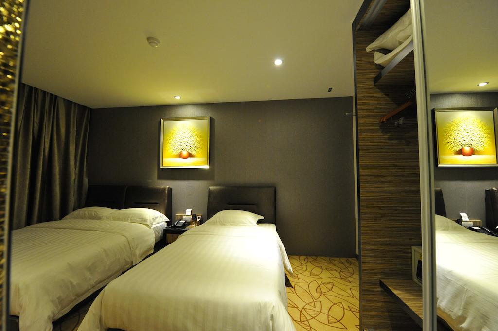 Milano Hotel Kluang Habitación foto