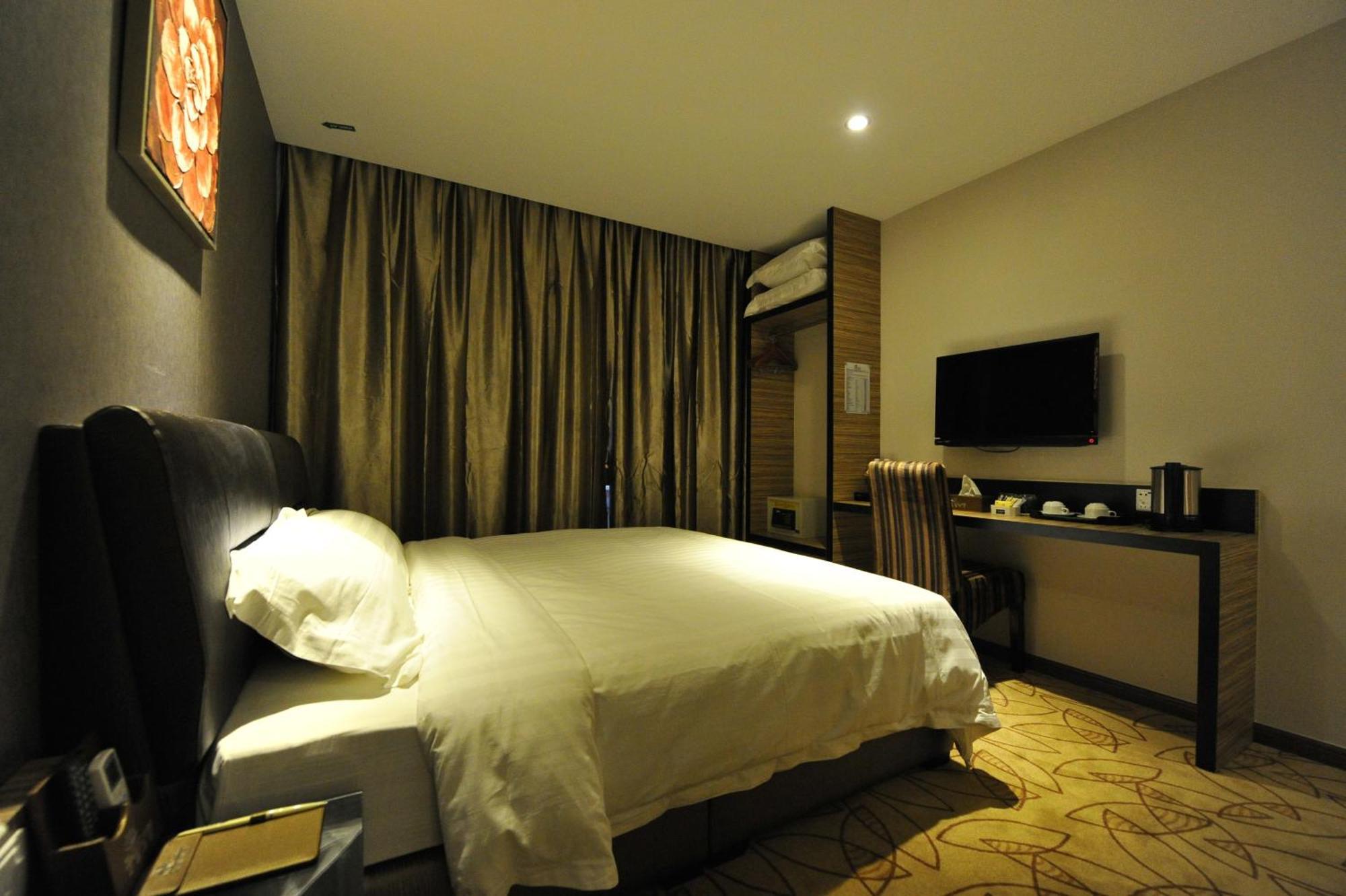 Milano Hotel Kluang Exterior foto